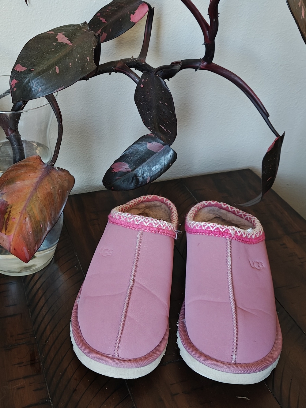 Pink Slip-On Cozy Mule for Women 7 - Picture 2 of 5
